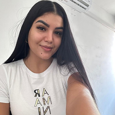 Karen Flores Carrillo
